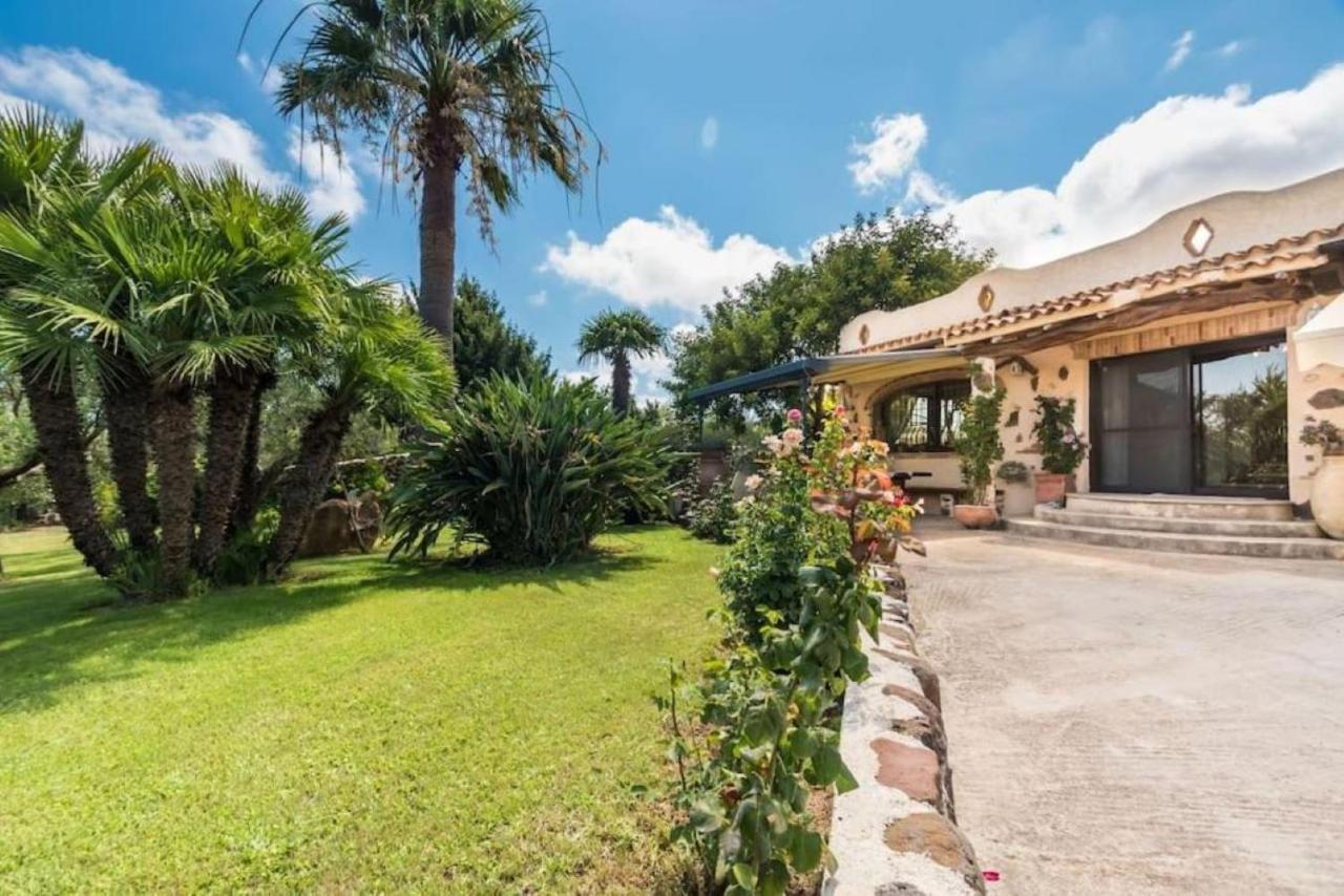 Villa Con Immenso Giardino Orosei Exteriér fotografie