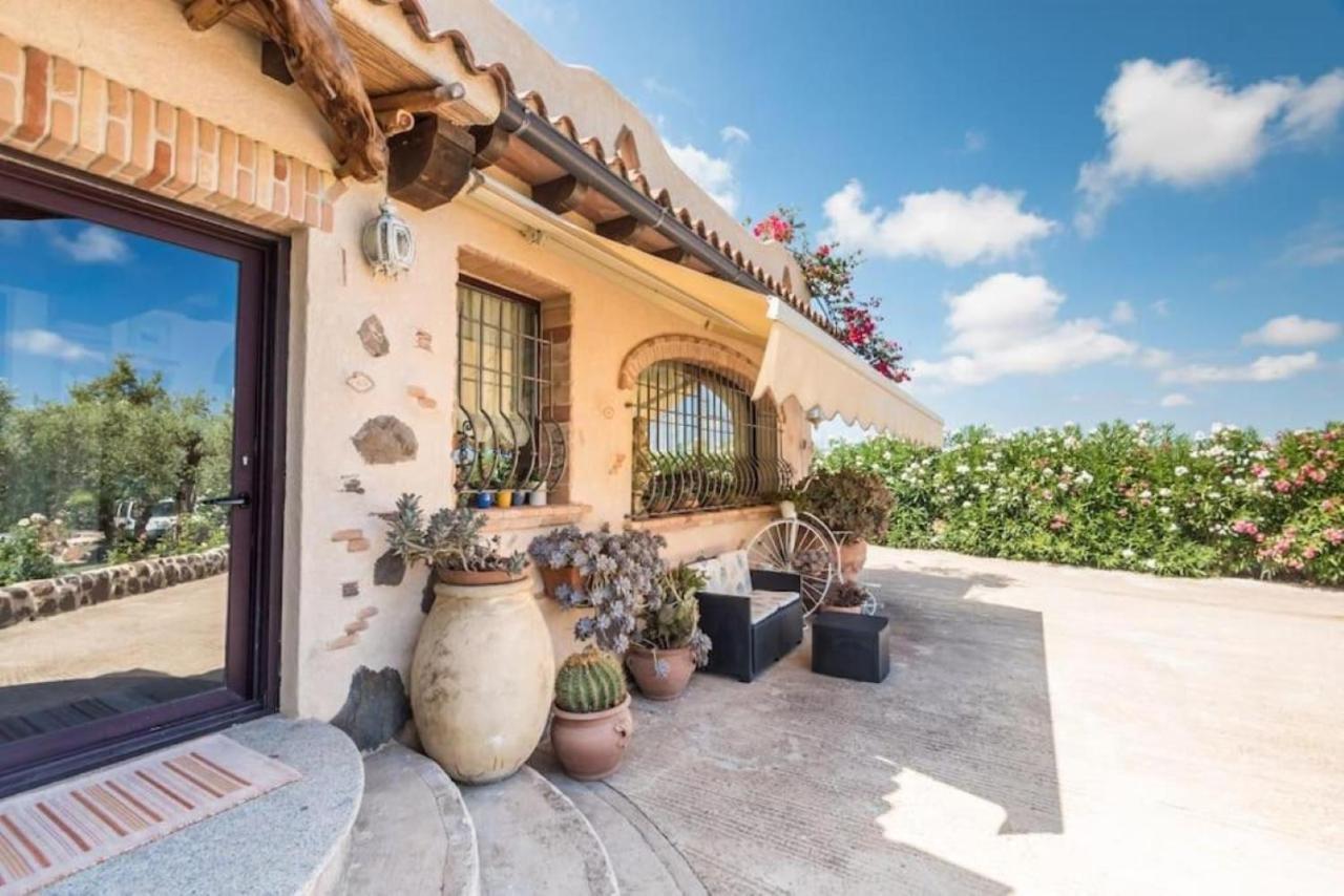 Villa Con Immenso Giardino Orosei Exteriér fotografie