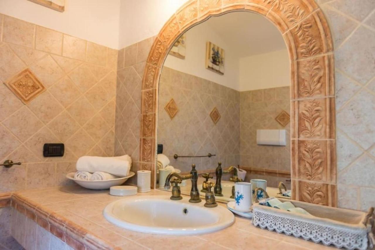 Villa Con Immenso Giardino Orosei Exteriér fotografie