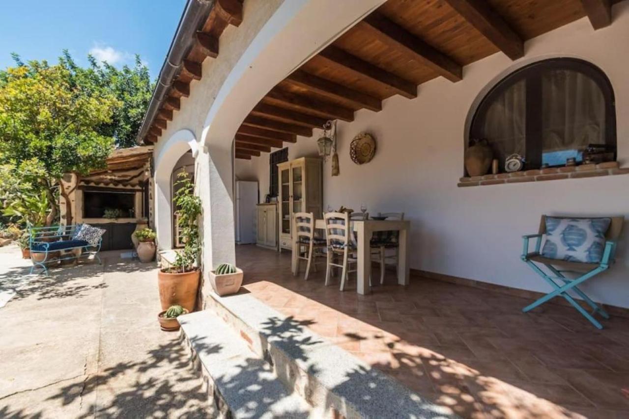 Villa Con Immenso Giardino Orosei Exteriér fotografie
