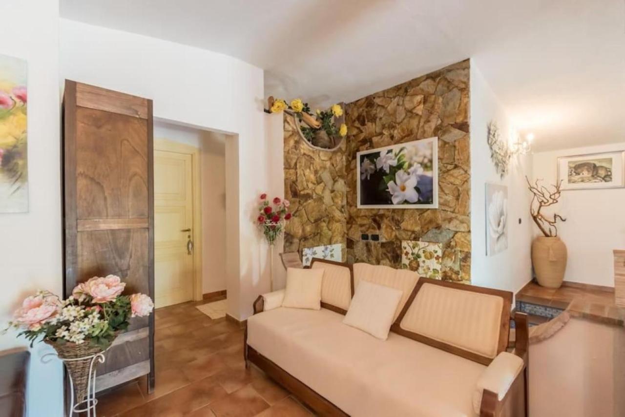 Villa Con Immenso Giardino Orosei Exteriér fotografie